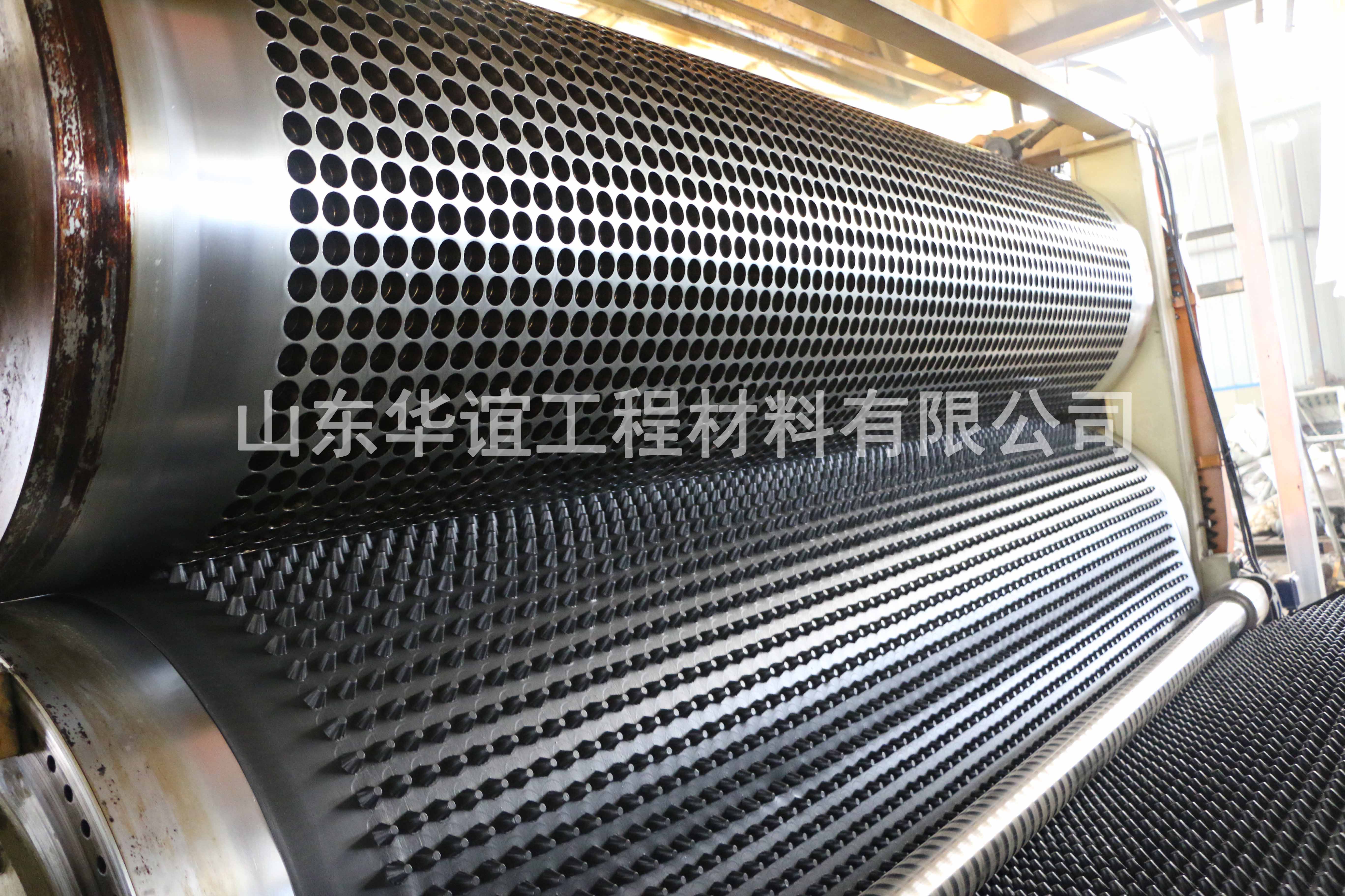 打設(shè)山東塑料排水板時(shí)有哪些注意事項(xiàng)？